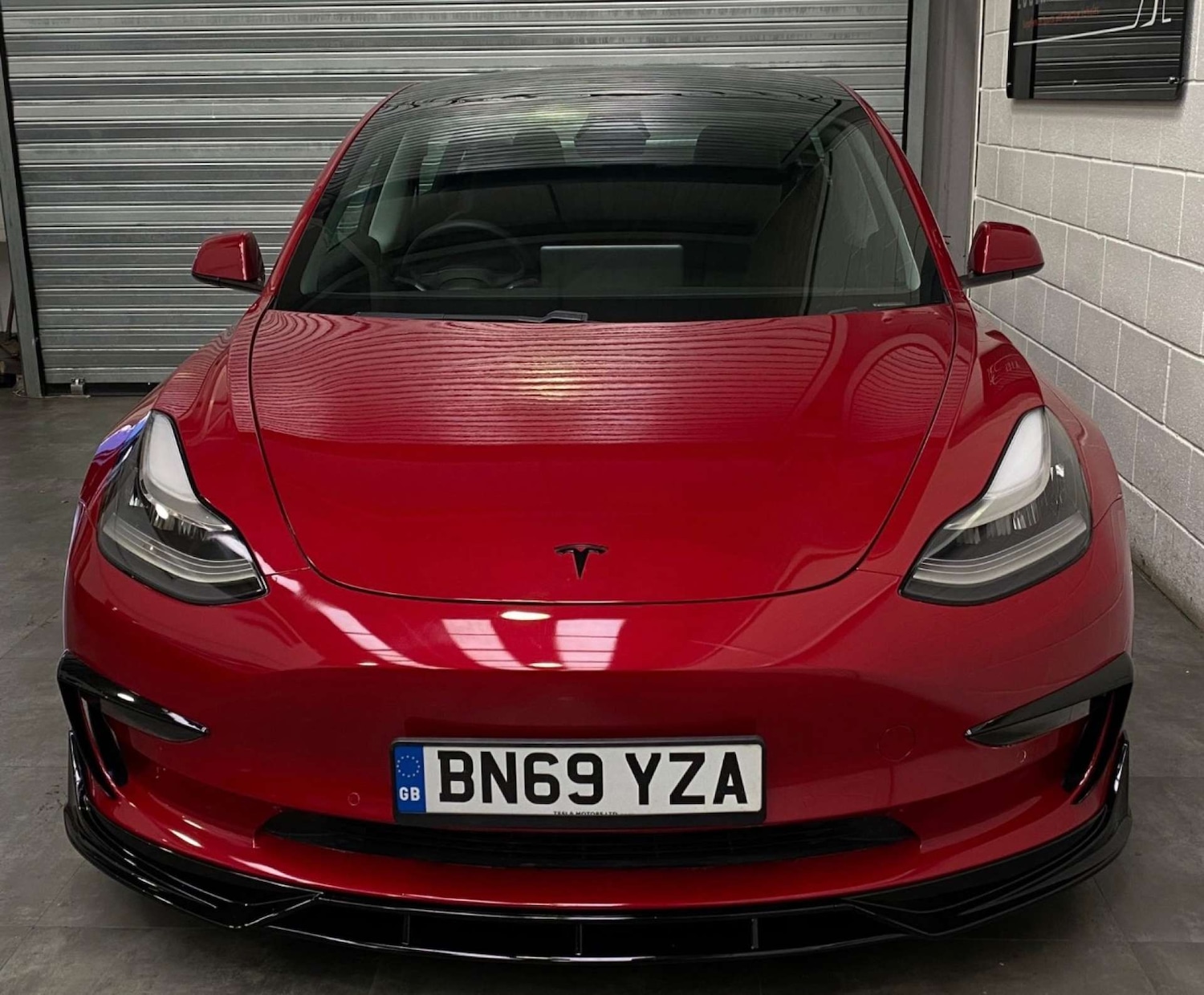 Used Tesla Model 3 2019 for sale - 77042484: Photo 2