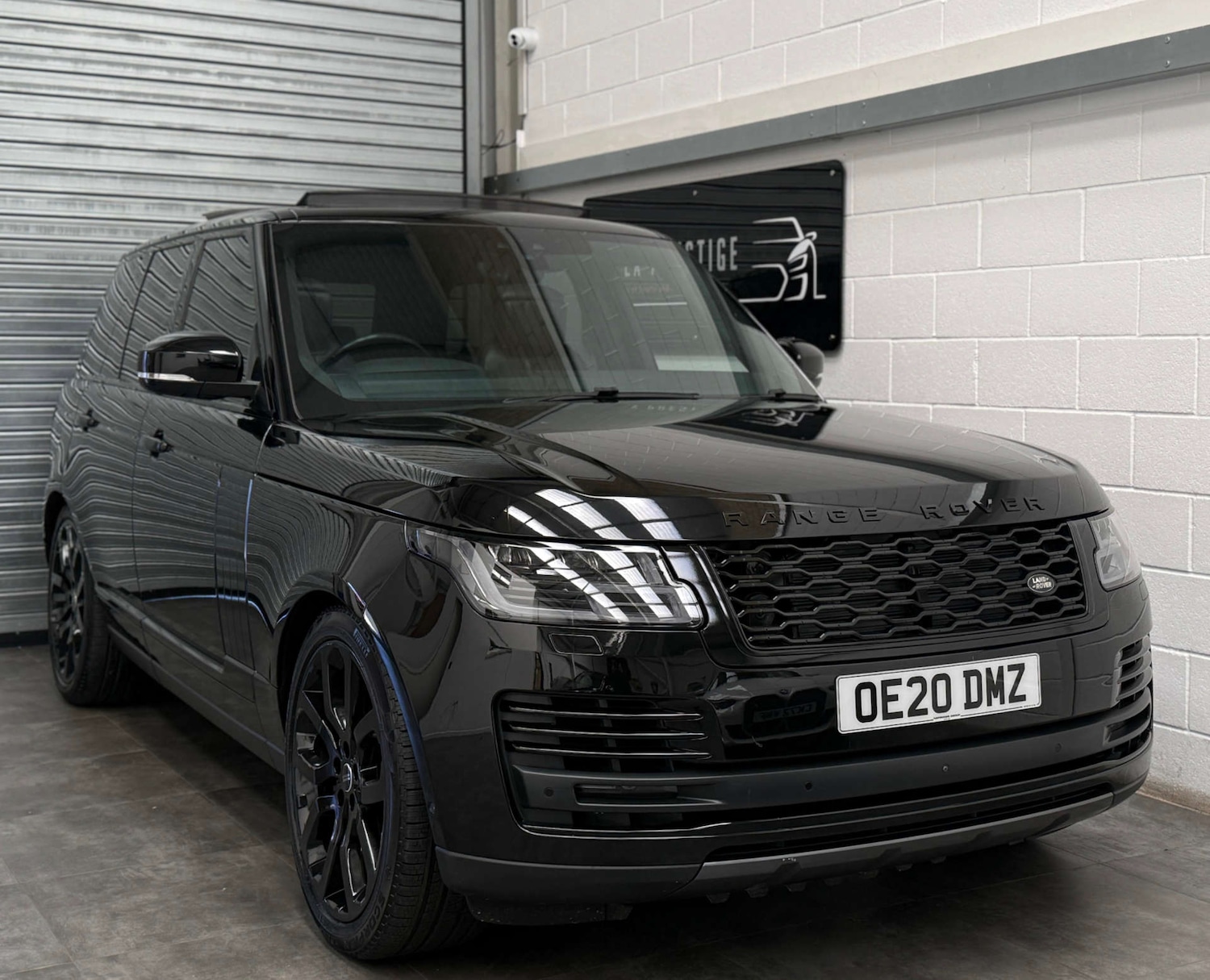 Used Land Rover Range Rover 2020 for sale - 76277857: Photo 1