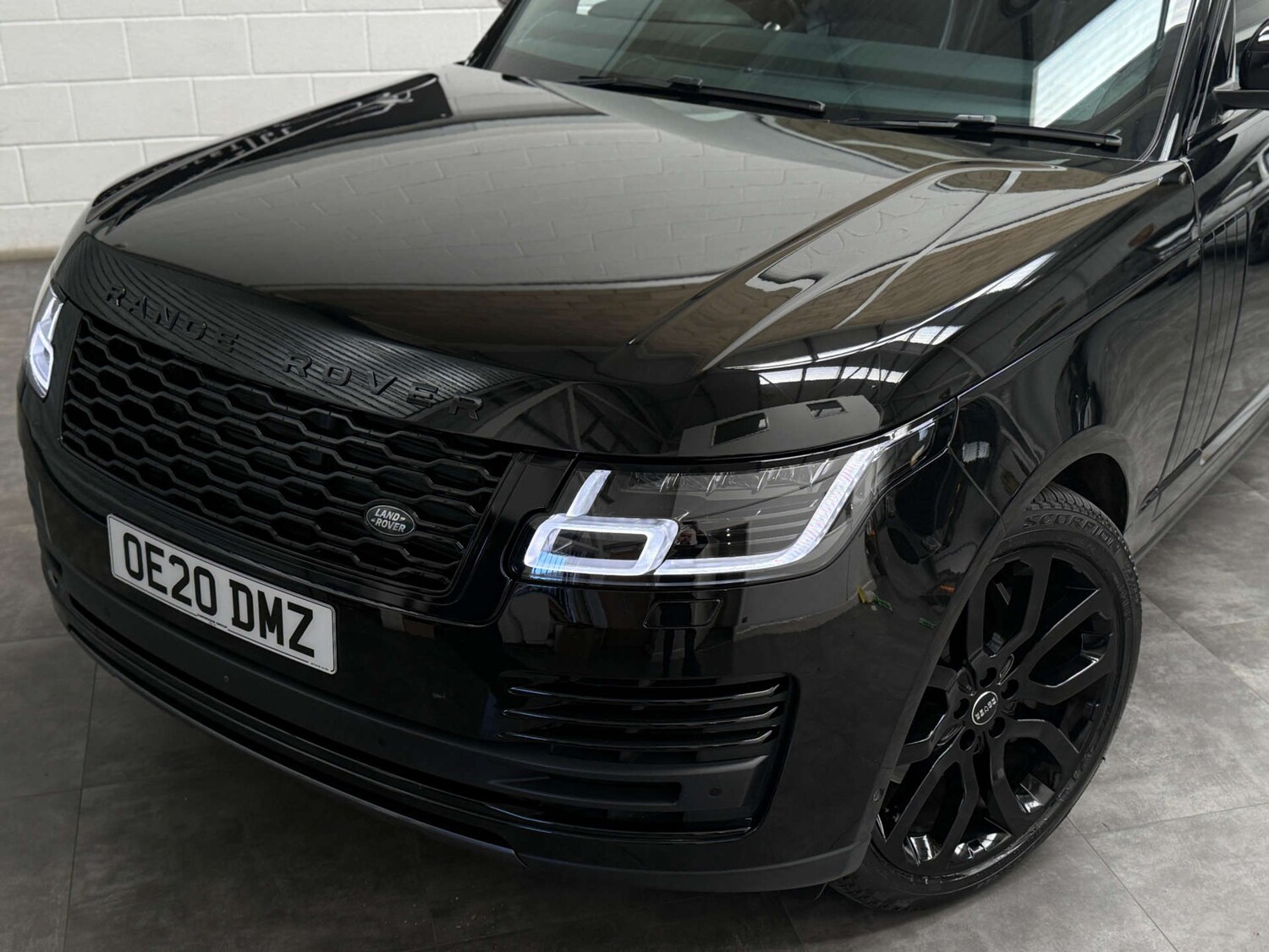 Used Land Rover Range Rover 2020 for sale - 76277857: Photo 11