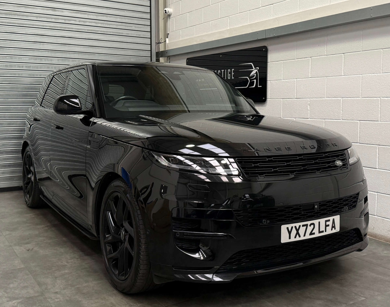 Used Land Rover Range Rover Sport 2022 for sale - 76139828: Photo 1