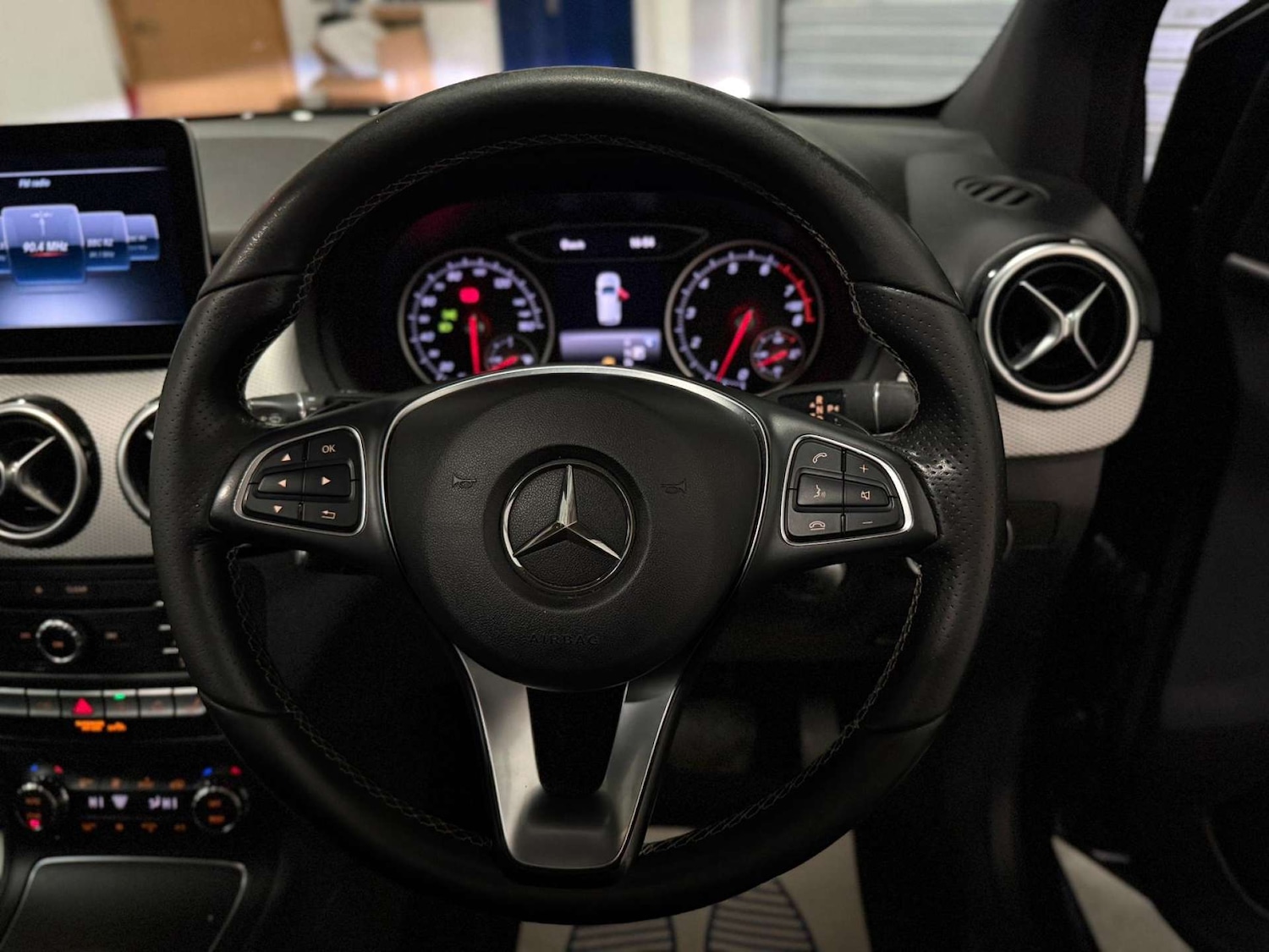 Used Mercedes-Benz B Class 2016 for sale - 76604266: Photo 13