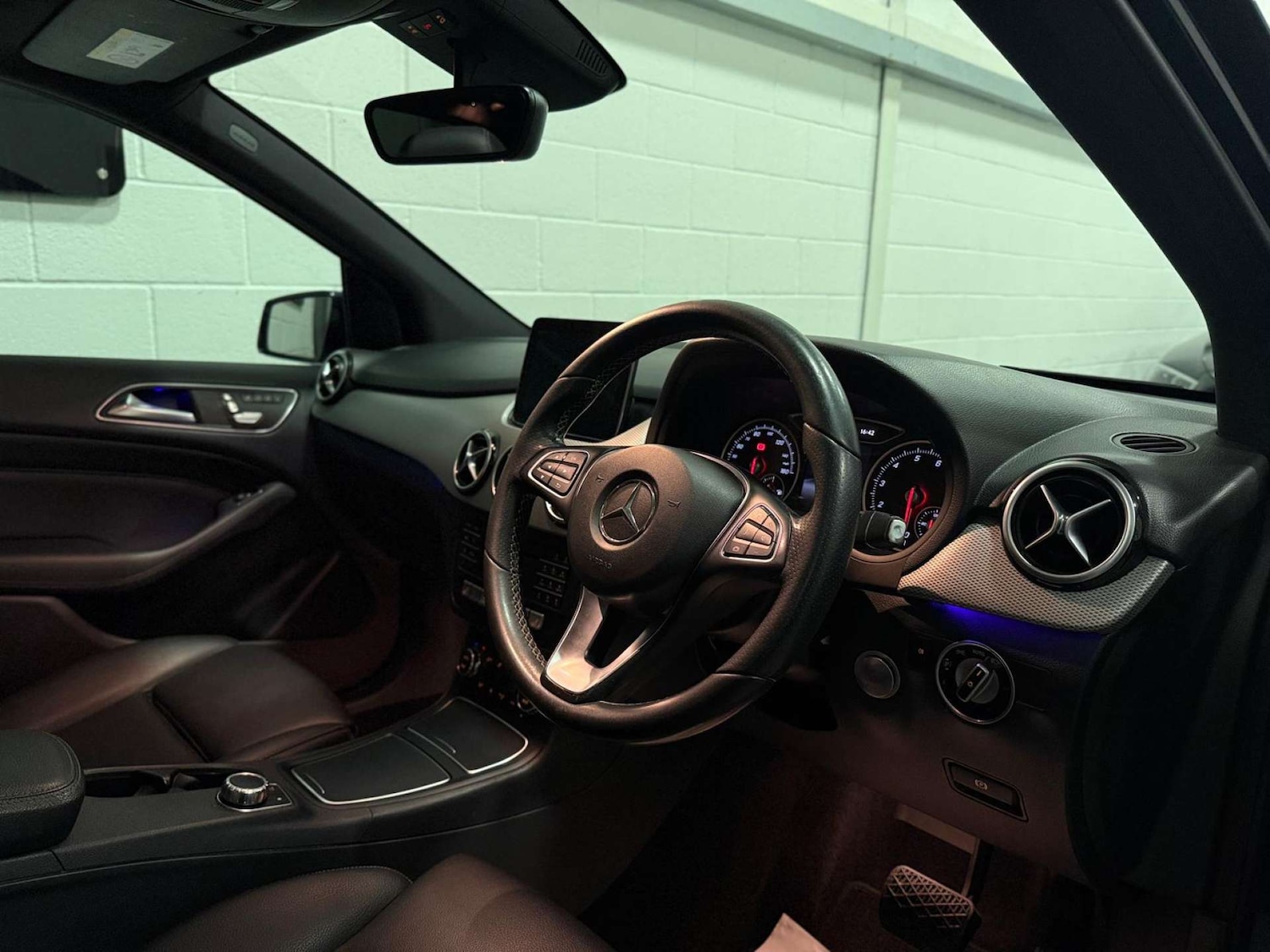 Used Mercedes-Benz B Class 2016 for sale - 76604266: Photo 14