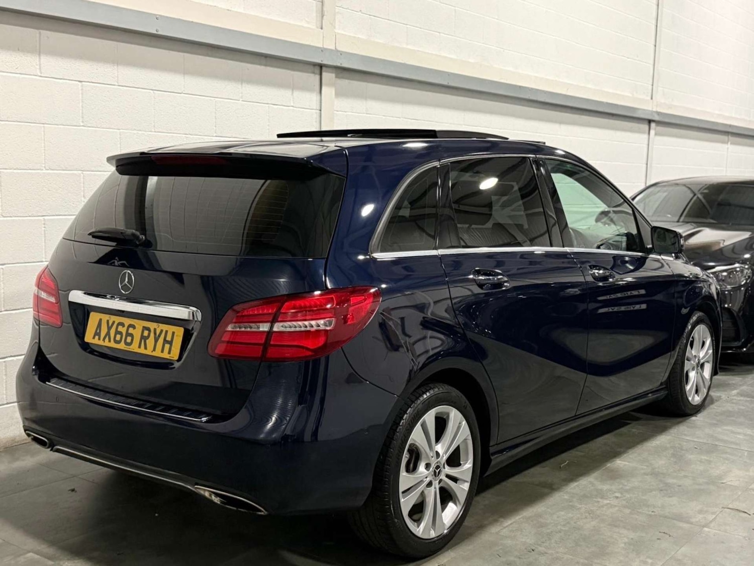 Used Mercedes-Benz B Class 2016 for sale - 76604266: Photo 6