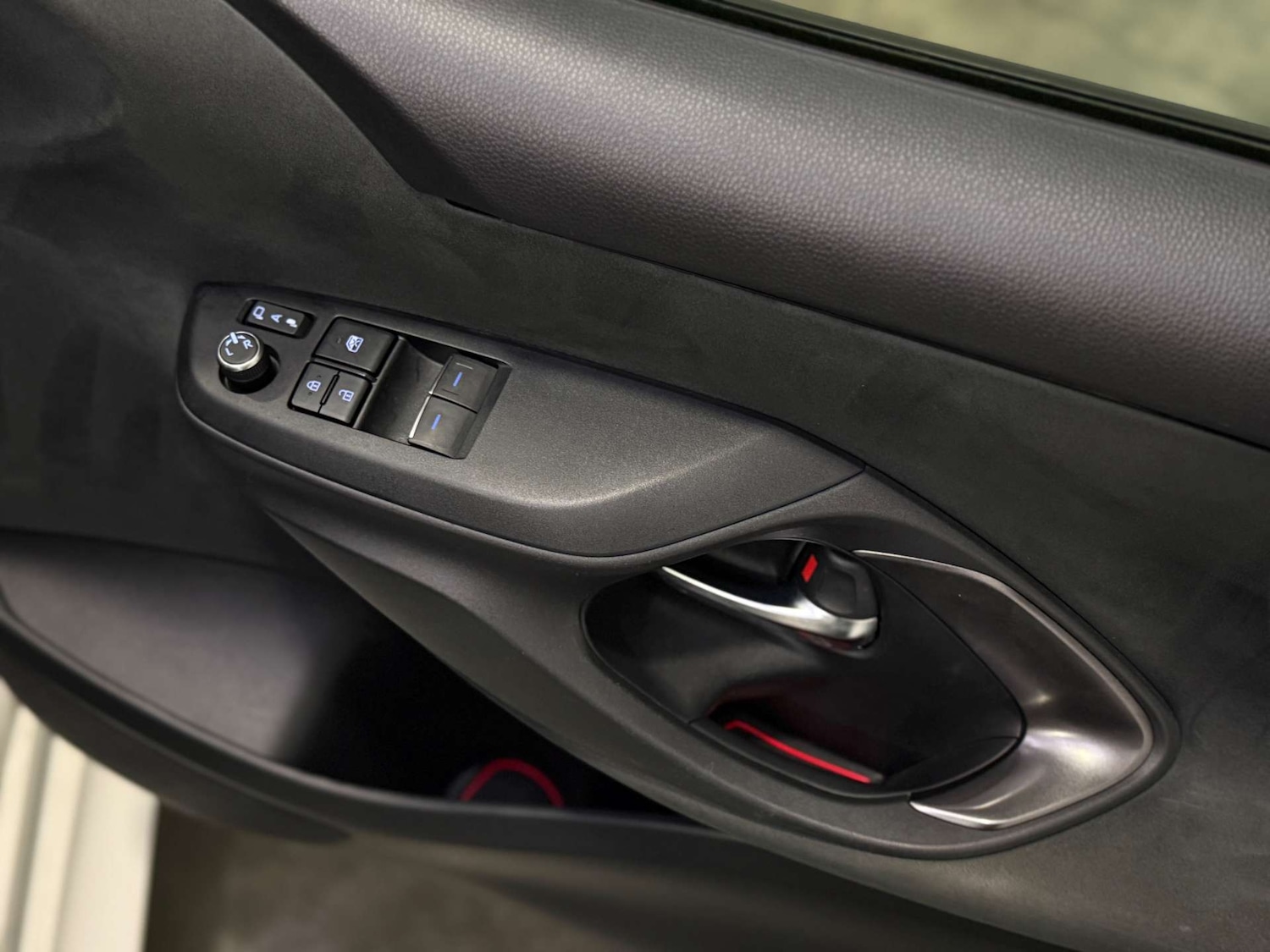 Used Toyota Yaris 2021 for sale - 77151115: Photo 22