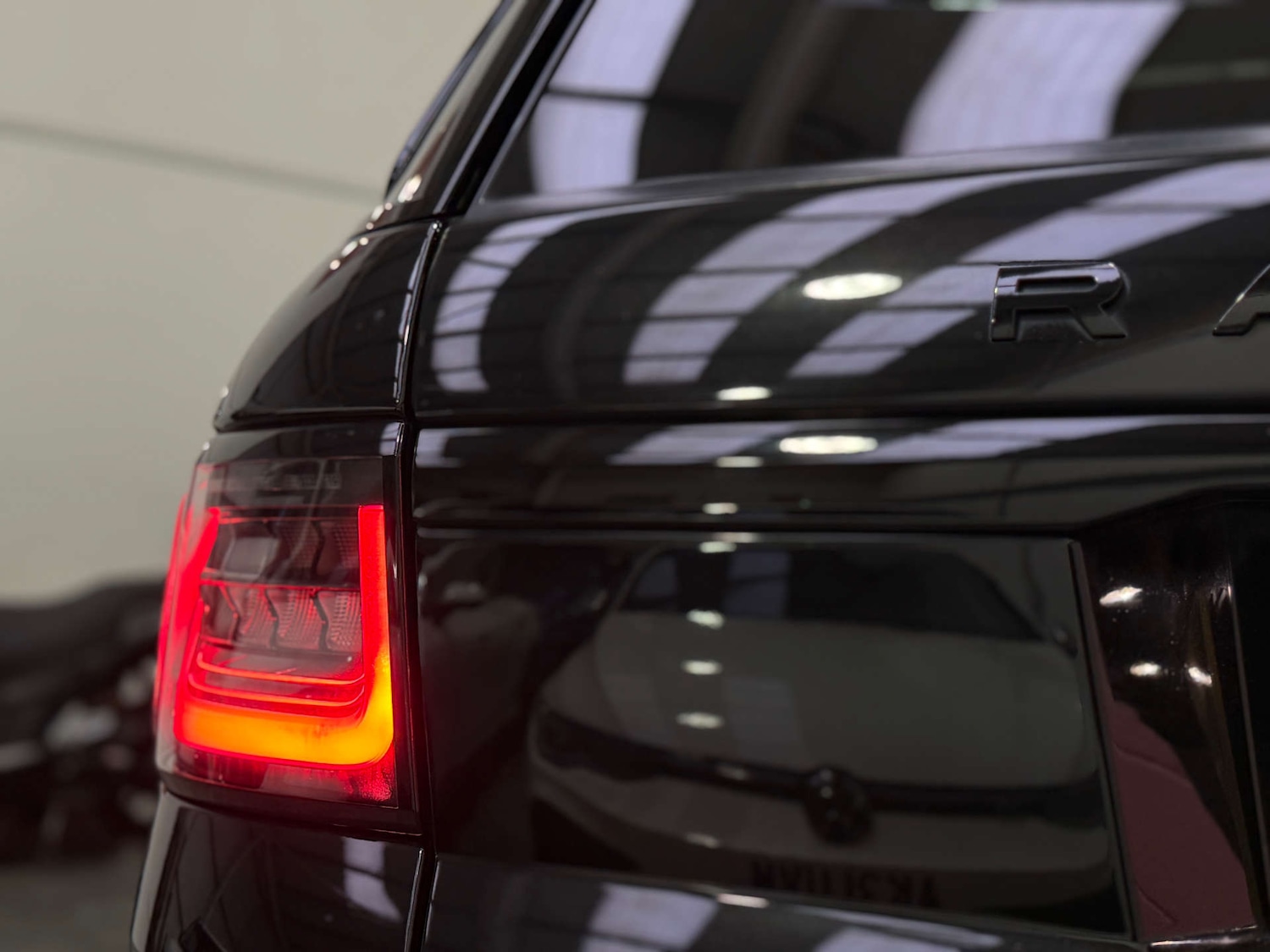 Used Land Rover Range Rover Sport 2019 for sale - 77850649: Photo 10