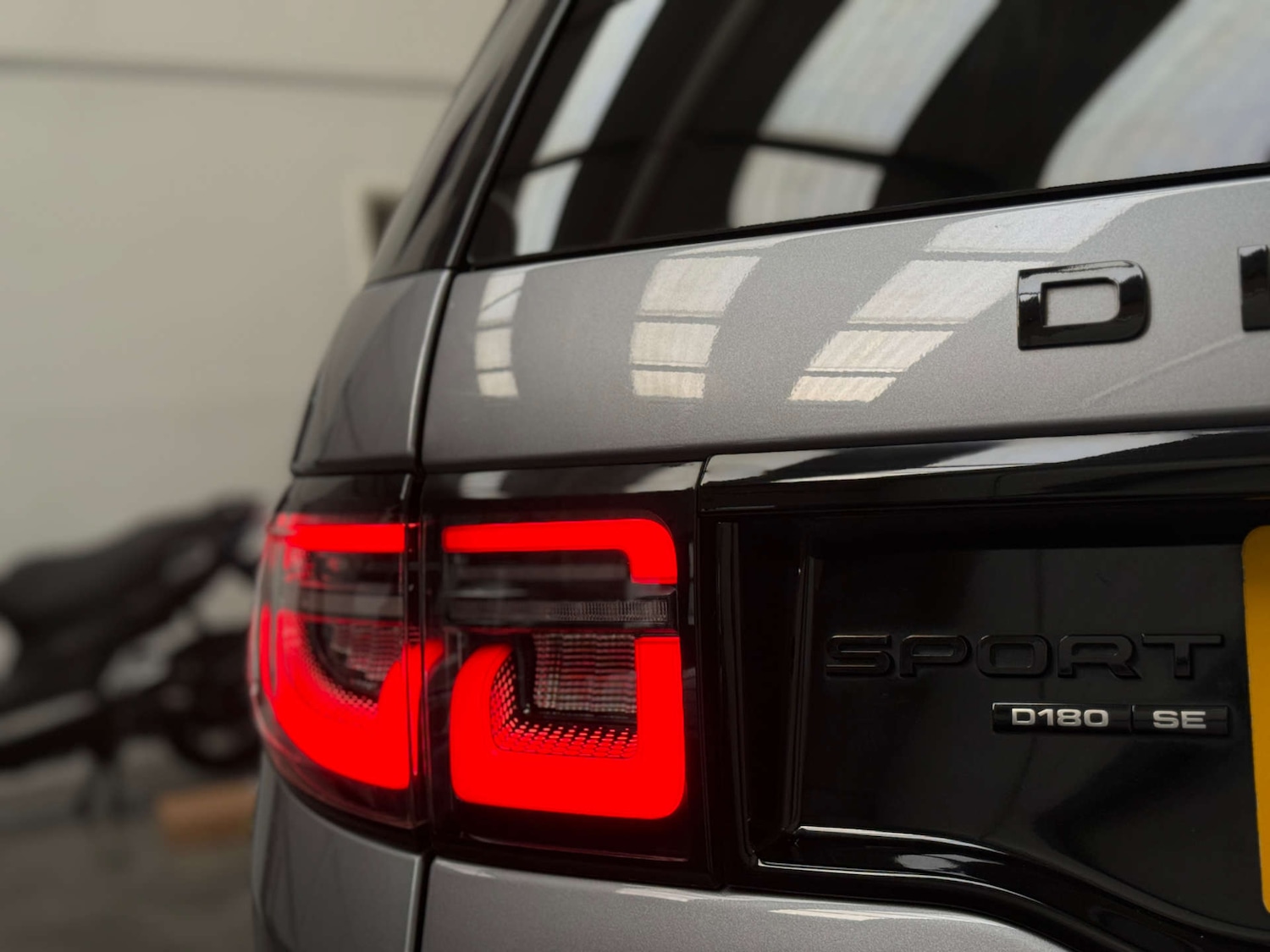 Used Land Rover Discovery Sport 2019 for sale - 77937323: Photo 10