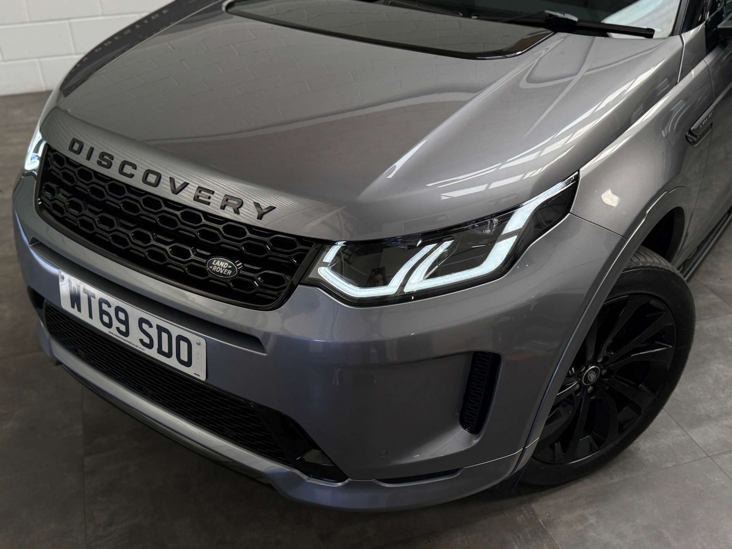 Used Land Rover Discovery Sport 2019 for sale - 77937323: Photo 11