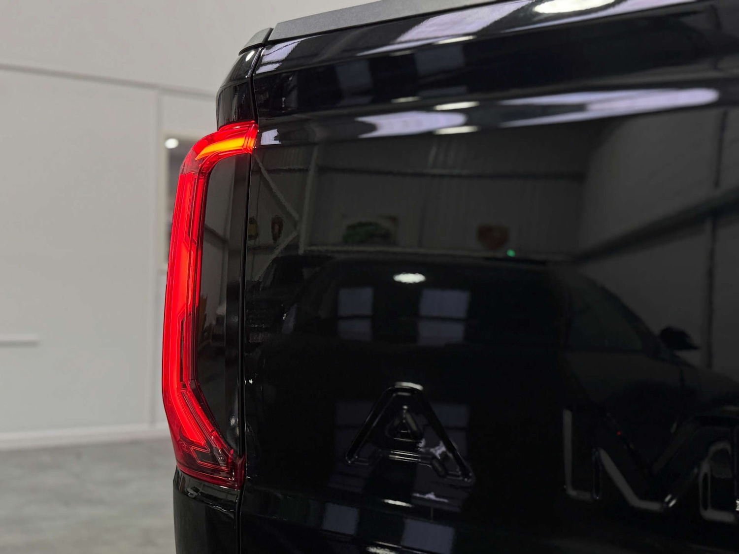 Used Volkswagen Amarok 2024 for sale - 77132815: Photo 10