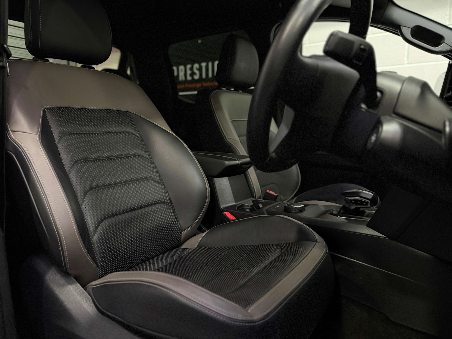 Used Volkswagen Amarok 2024 for sale - 77132815: Photo 16