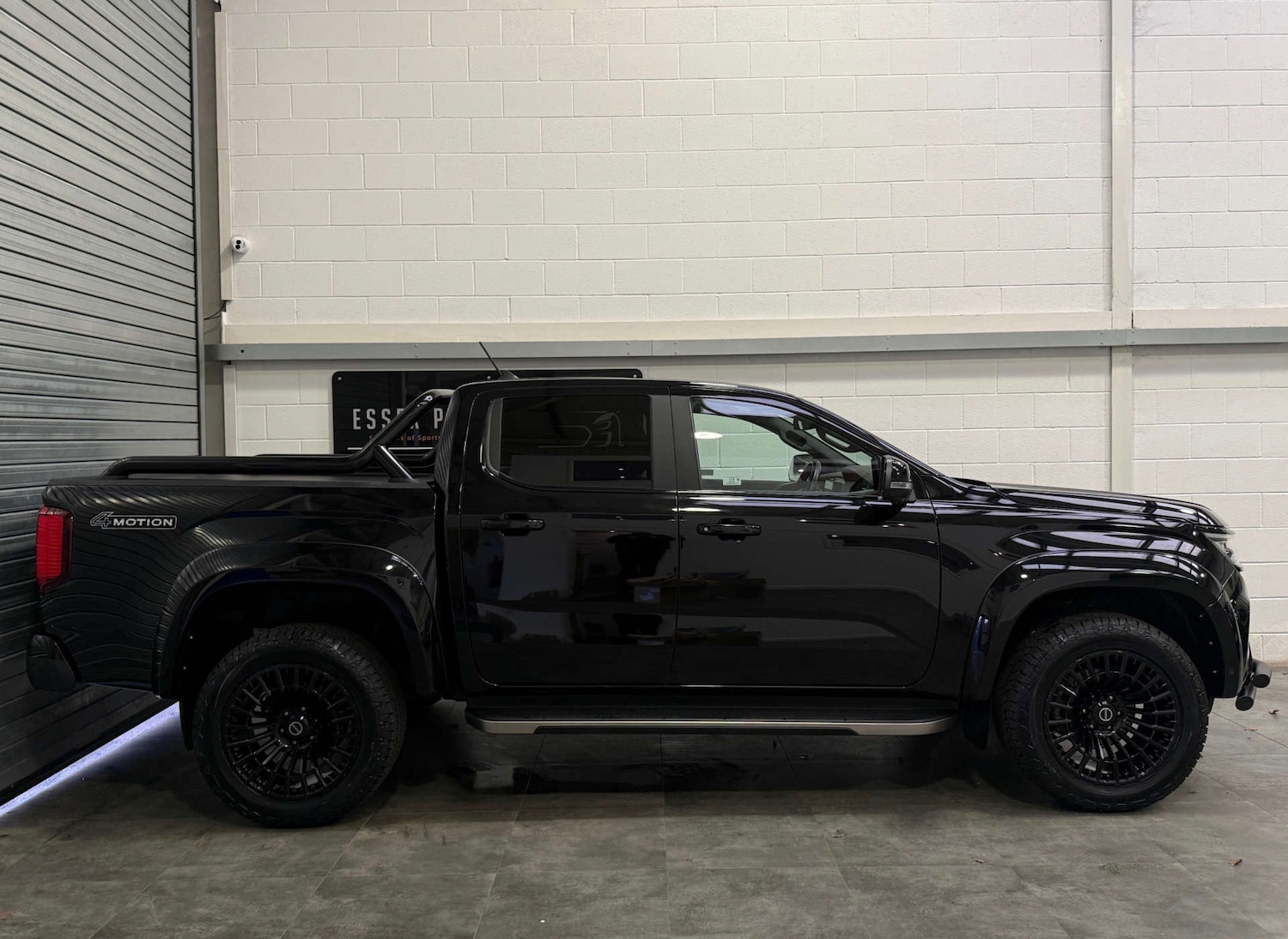 Used Volkswagen Amarok 2024 for sale - 77132815: Photo 4