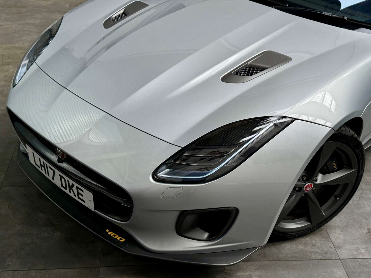 Used Jaguar F-Type 2017 for sale - 77161988: Photo 11