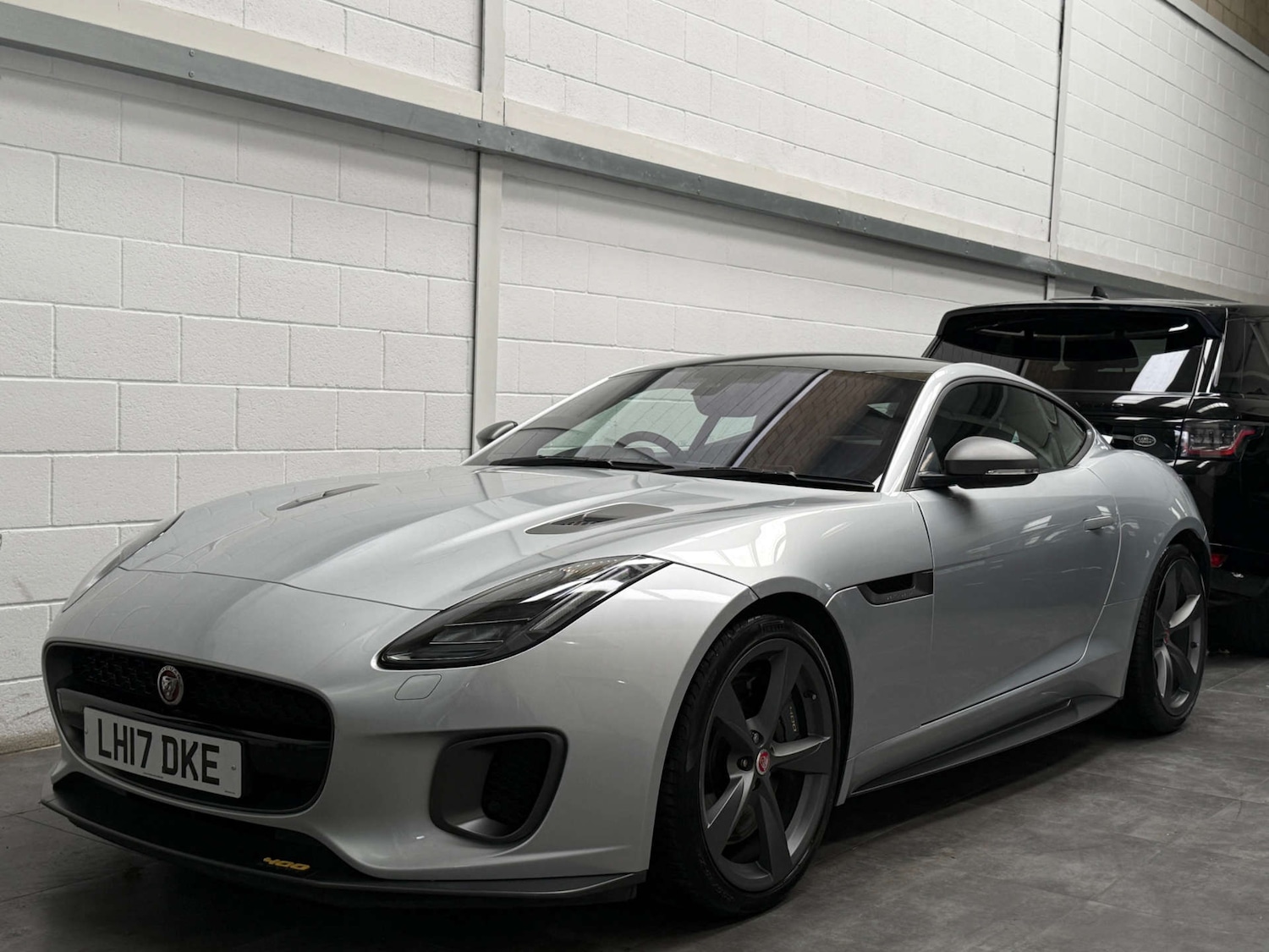 Used Jaguar F-Type 2017 for sale - 77161988: Photo 3