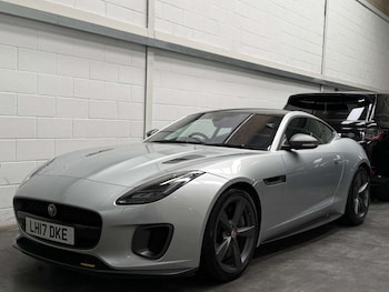 Used Jaguar F-Type 2017 for sale - 77161988: Photo