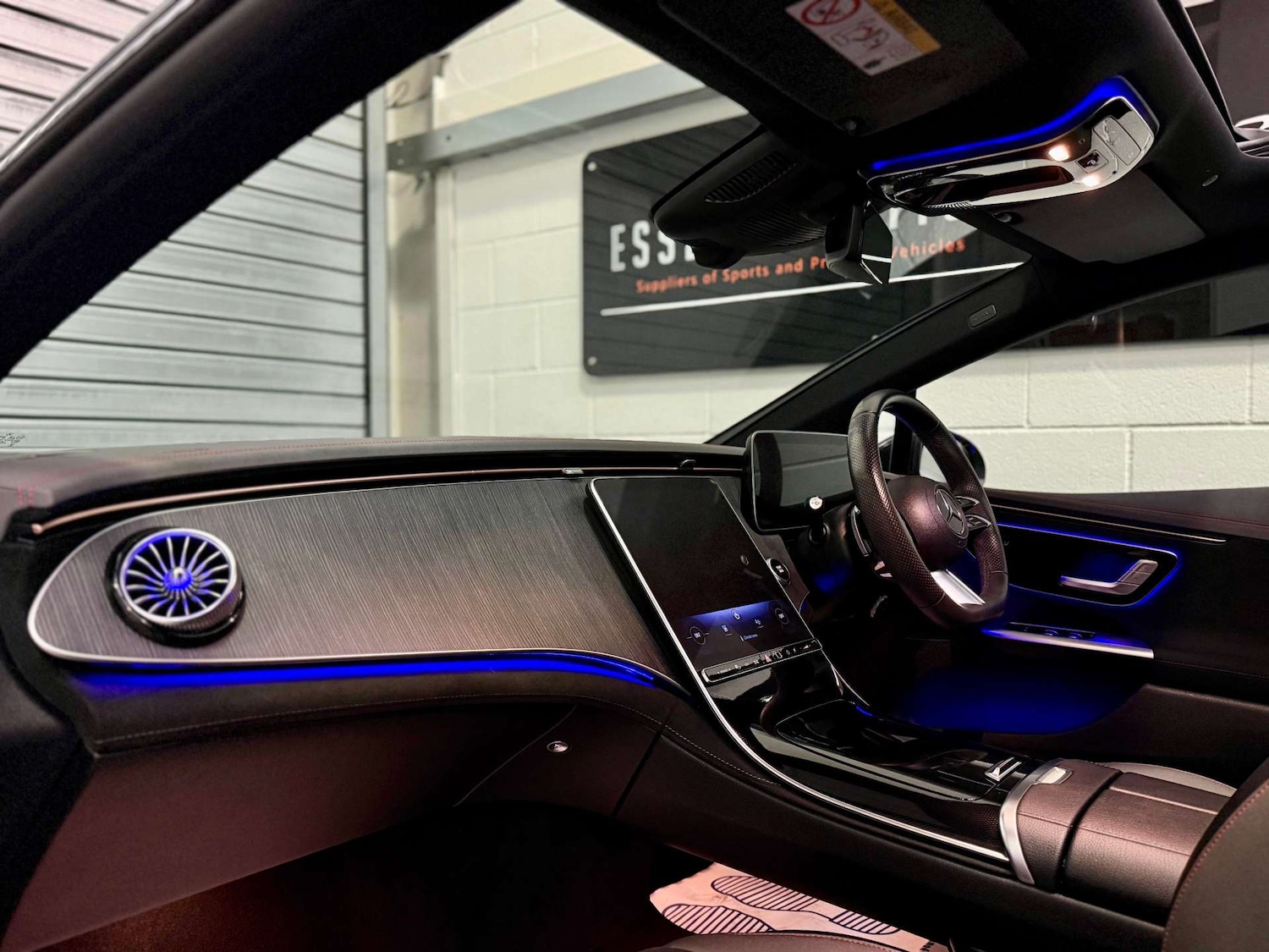 Used Mercedes-Benz EQA 2023 for sale - 76547296: Photo 16