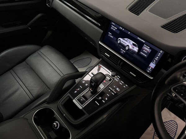 Used Porsche Cayenne 2019 for sale - 75453748: Photo 18