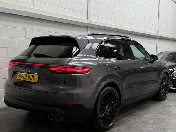 Used Porsche Cayenne 2019 for sale - 75453748: Photo 5