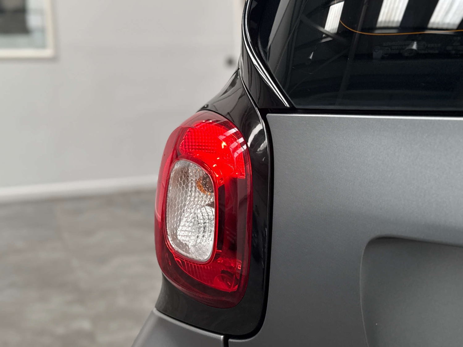 Used smart fortwo 2017 for sale - 77618892: Photo 10