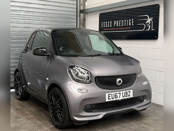 Used smart fortwo 2017 for sale - 77618892: Photo