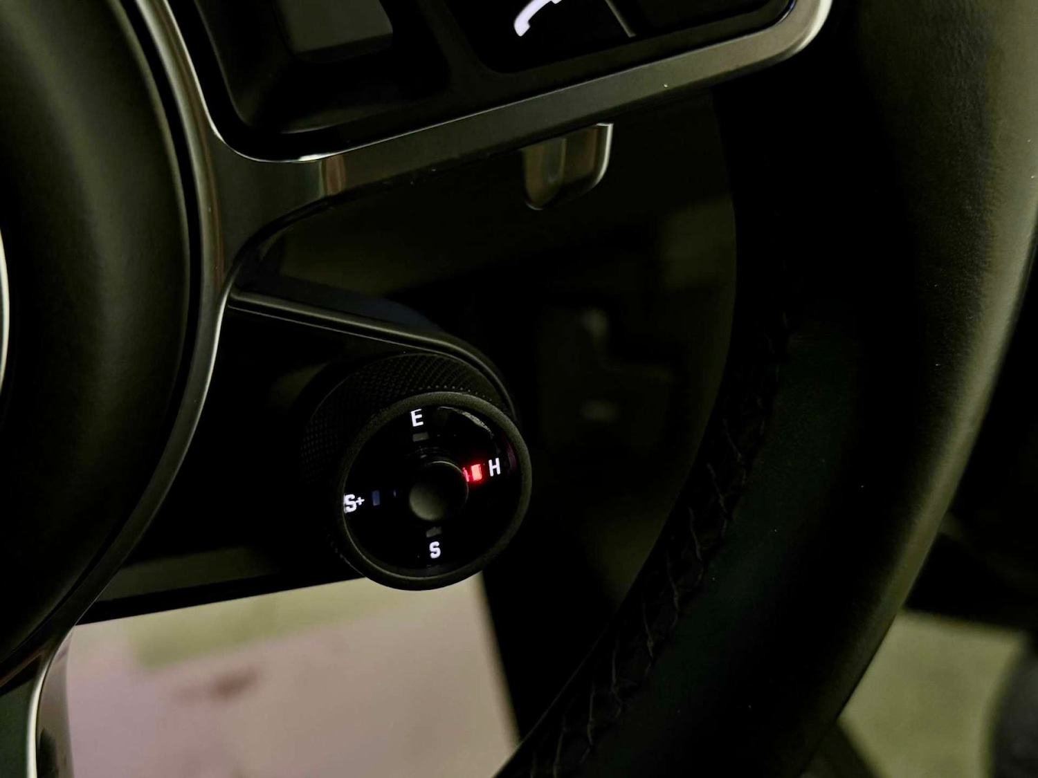 Used Porsche Cayenne 2021 for sale - 77349811: Photo 27