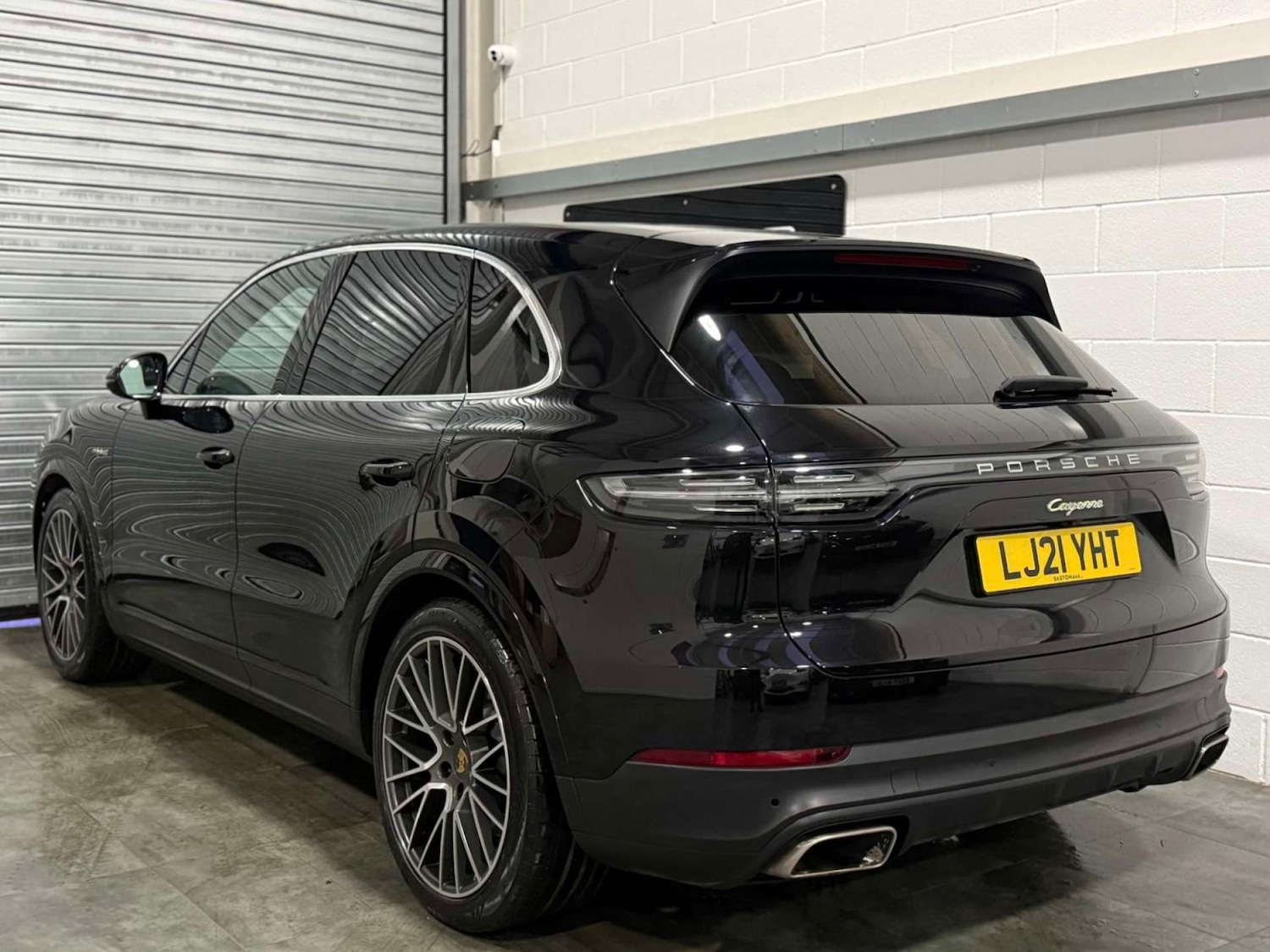 Used Porsche Cayenne 2021 for sale - 77349811: Photo 8