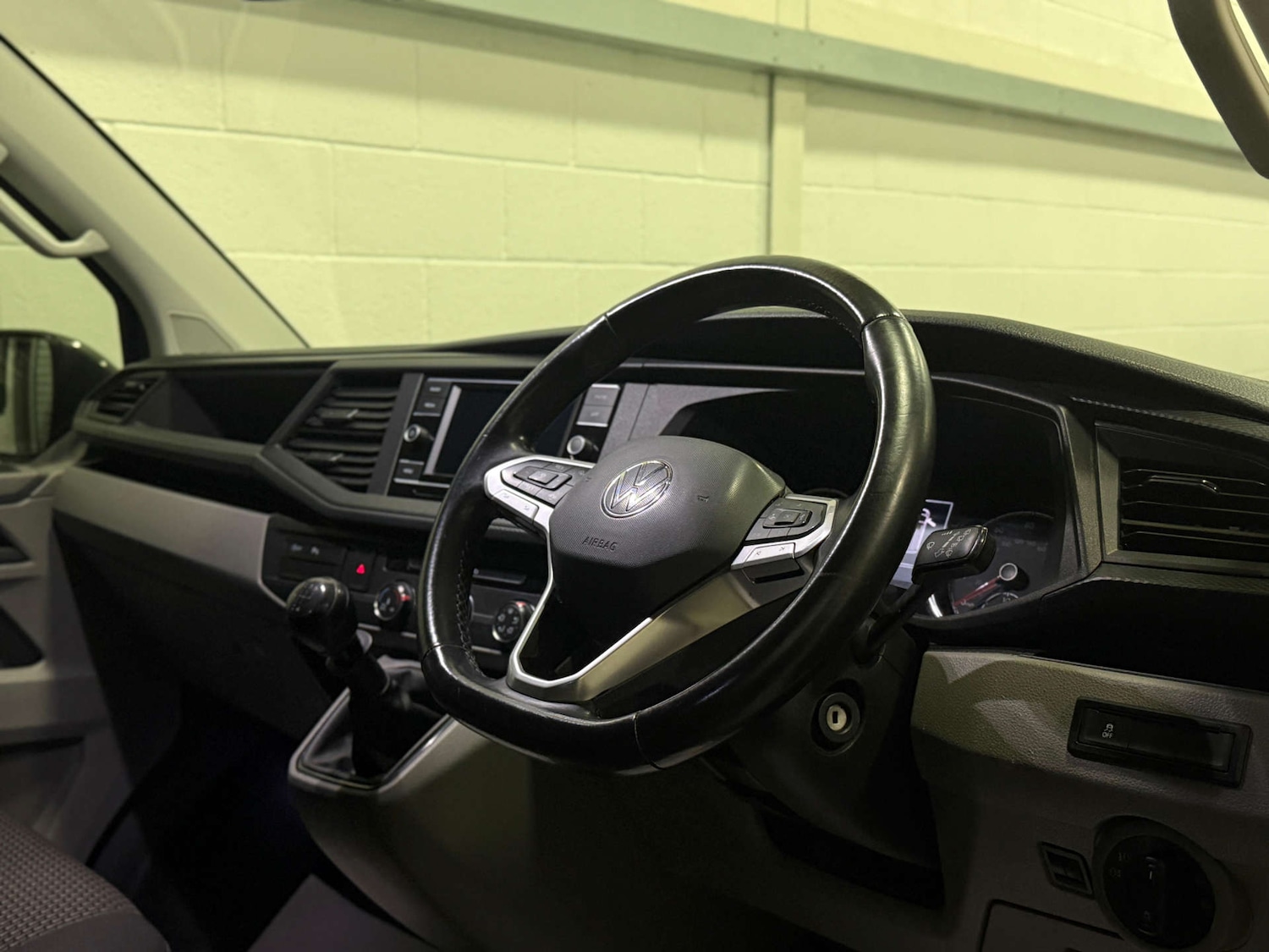 Used Volkswagen Transporter 2022 for sale - 76635780: Photo 11