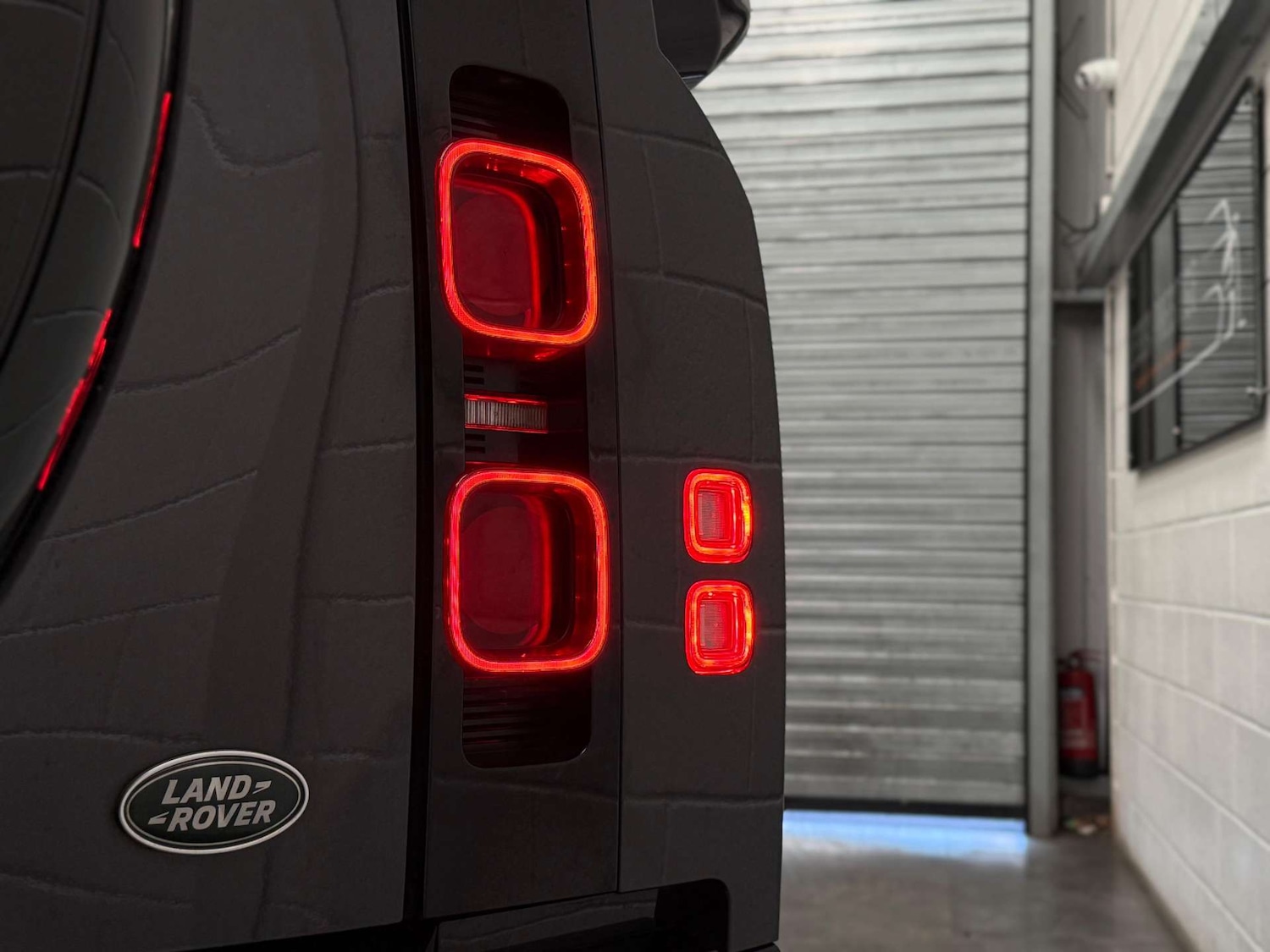 Used Land Rover Defender 2022 for sale - 76709165: Photo 10