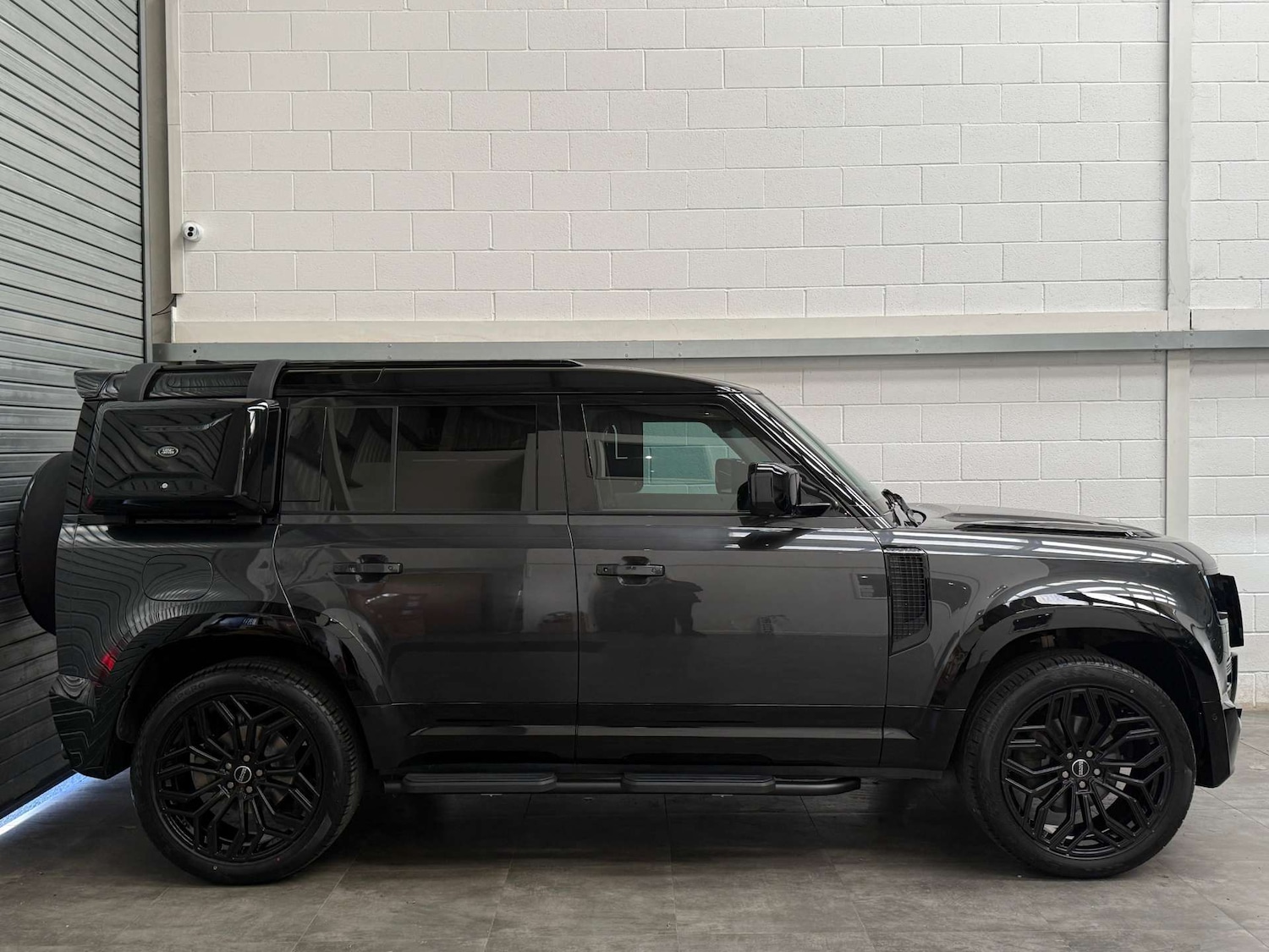 Used Land Rover Defender 2022 for sale - 76709165: Photo 4