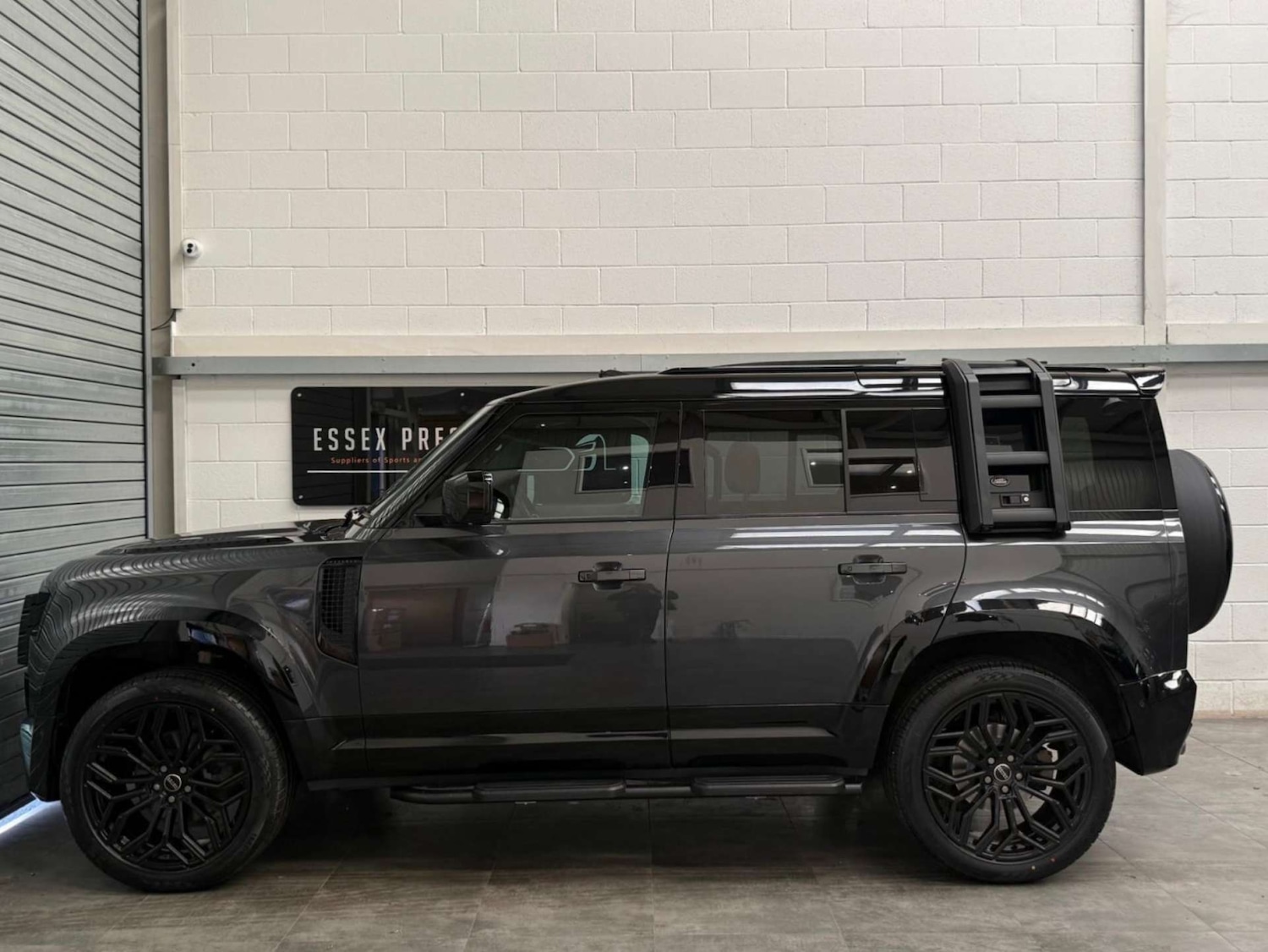 Used Land Rover Defender 2022 for sale - 76709165: Photo 5