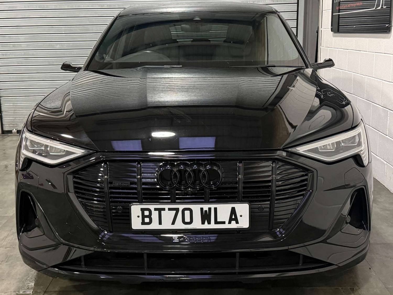 Used Audi e-tron 2020 for sale - 77422793: Photo 2