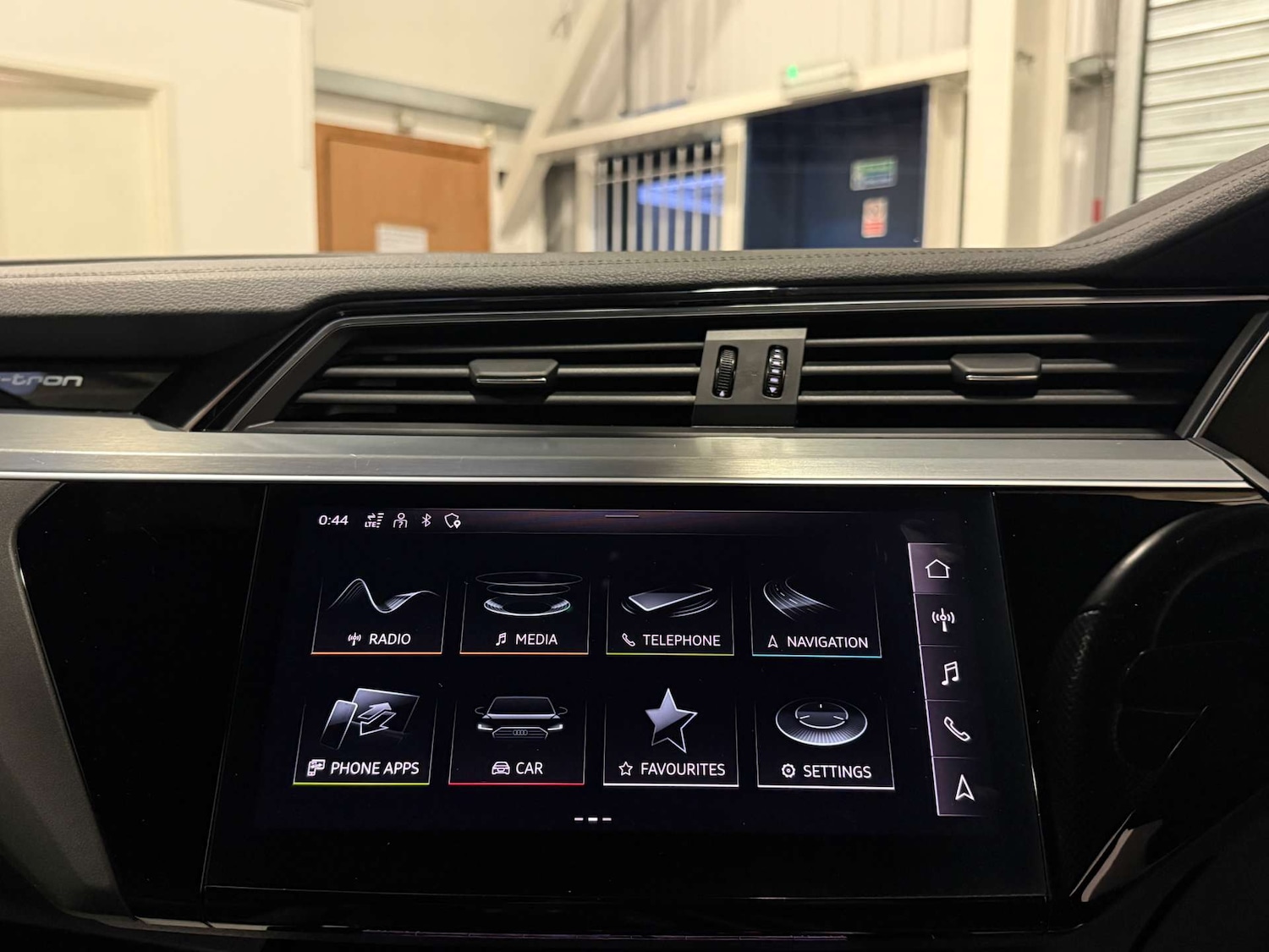 Used Audi e-tron 2020 for sale - 77422793: Photo 24