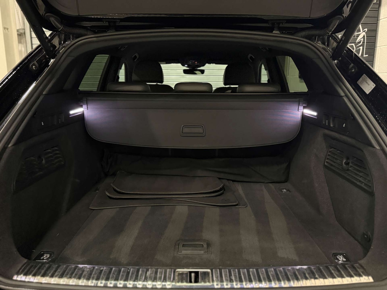 Used Audi e-tron 2020 for sale - 77422793: Photo 27