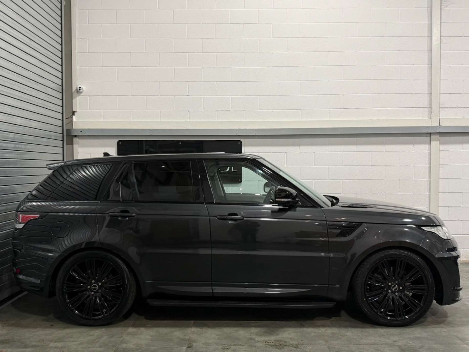 Used Land Rover Range Rover Sport 2016 for sale - 76711692: Photo 3