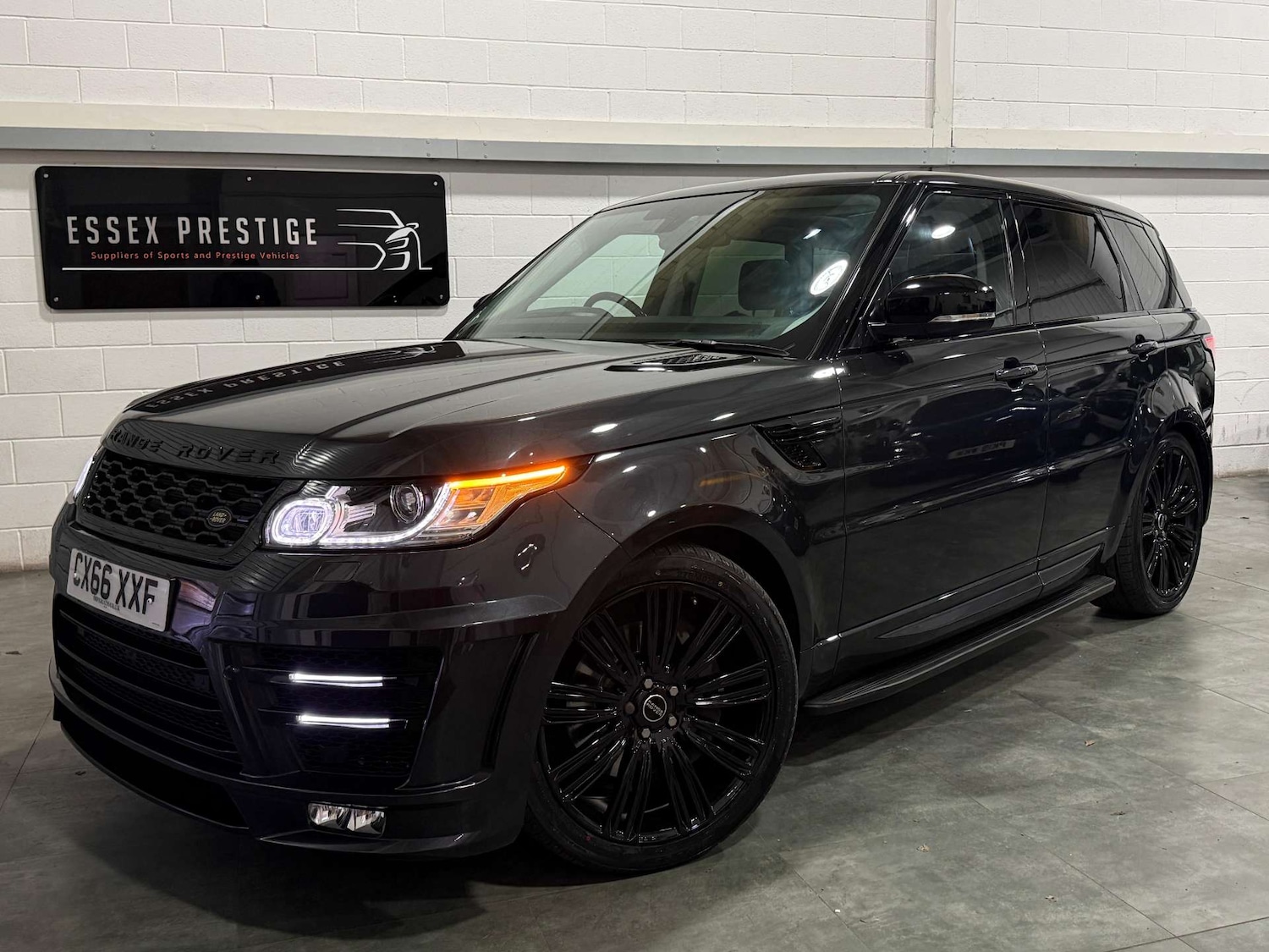 Used Land Rover Range Rover Sport 2016 for sale - 76711692: Photo 8
