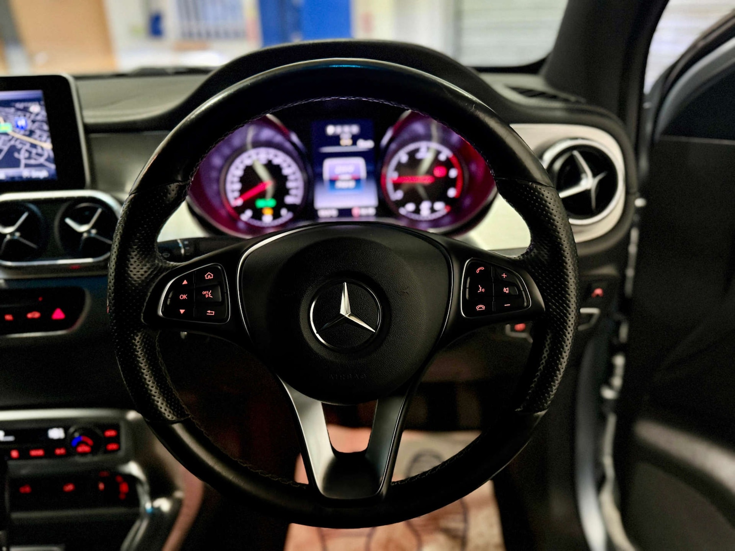 Used Mercedes-Benz X Class 2018 for sale - 77523385: Photo 13