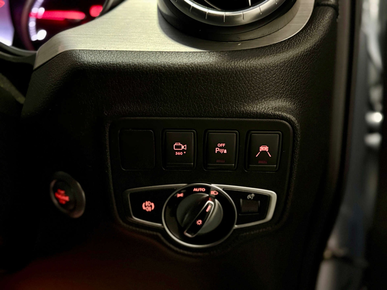 Used Mercedes-Benz X Class 2018 for sale - 77523385: Photo 20