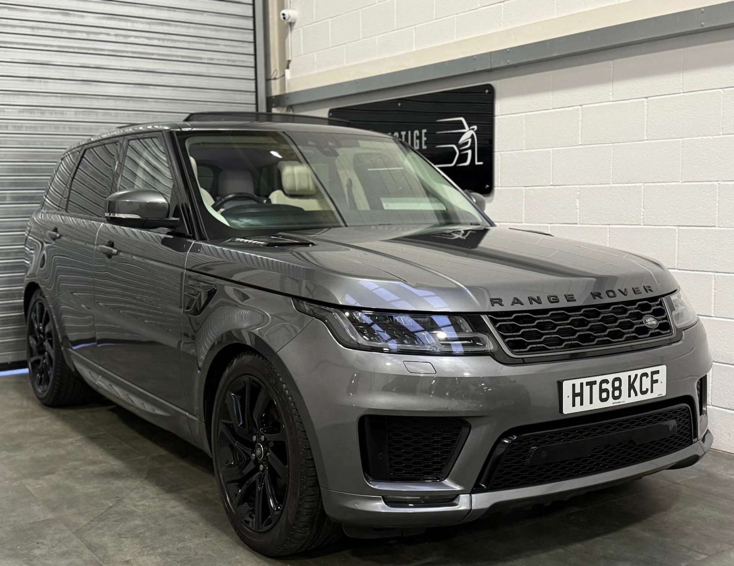 Used Land Rover Range Rover Sport 2019 for sale - 77368229: Photo 1