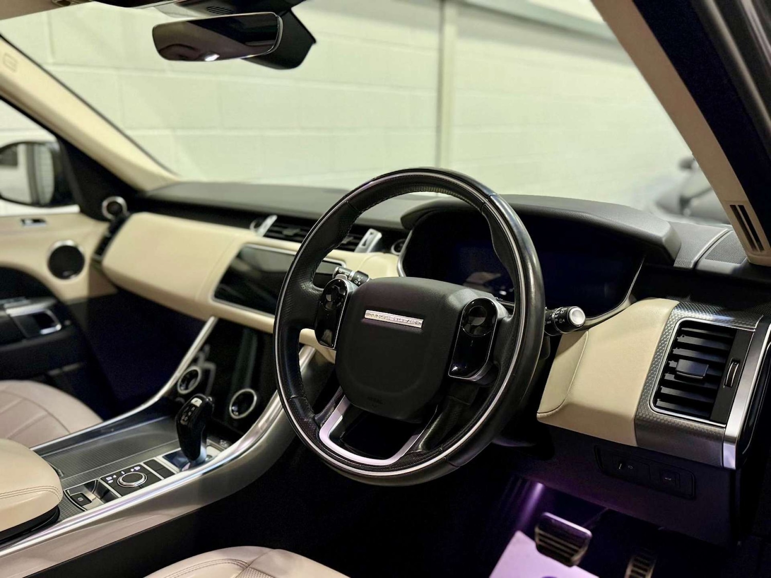 Used Land Rover Range Rover Sport 2019 for sale - 77368229: Photo 15