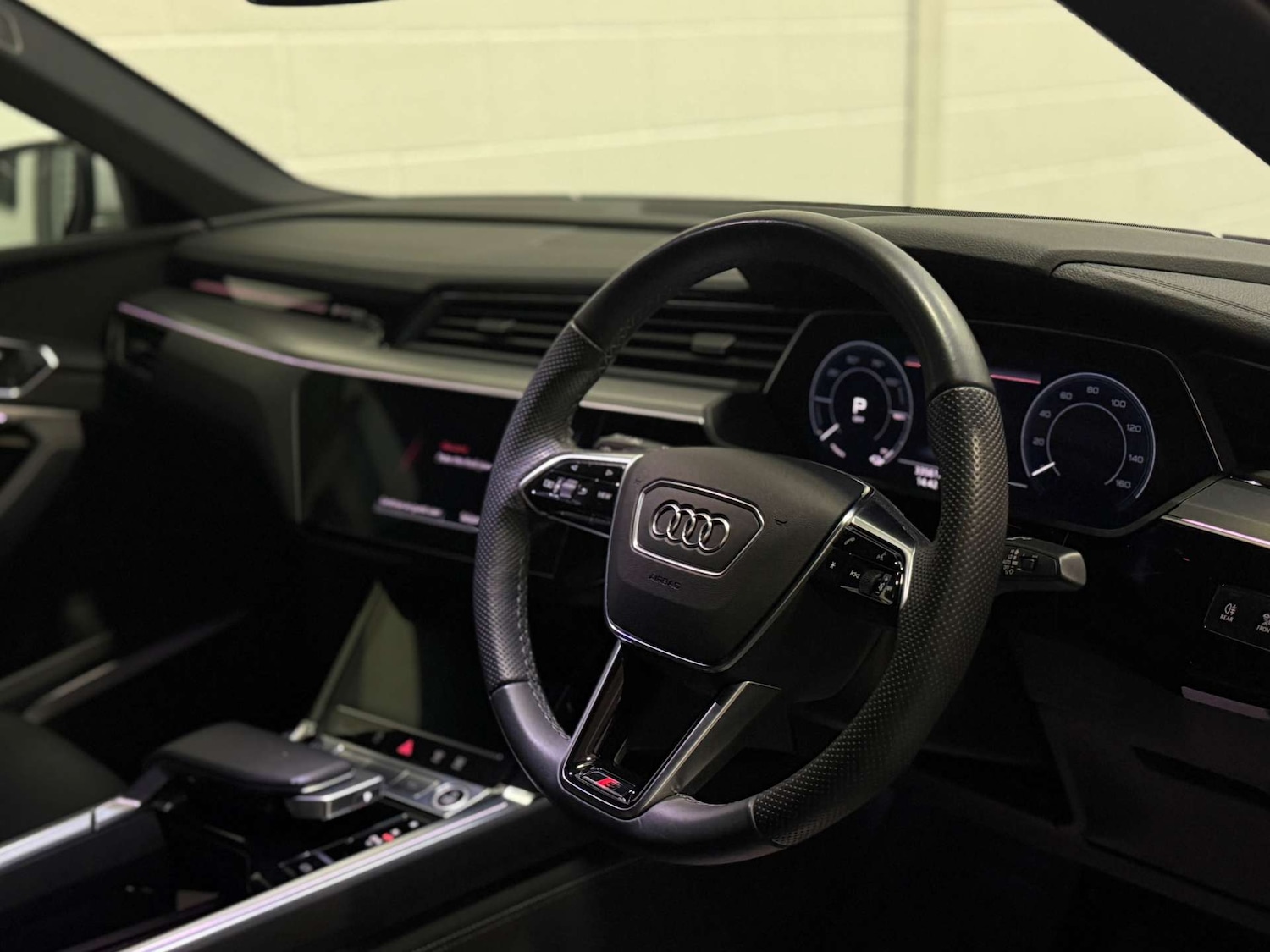 Used Audi e-tron 2021 for sale - 77152852: Photo 15
