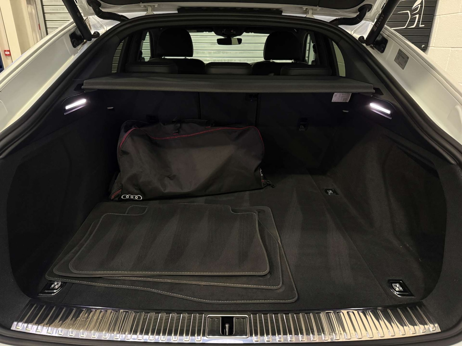 Used Audi e-tron 2021 for sale - 77152852: Photo 26