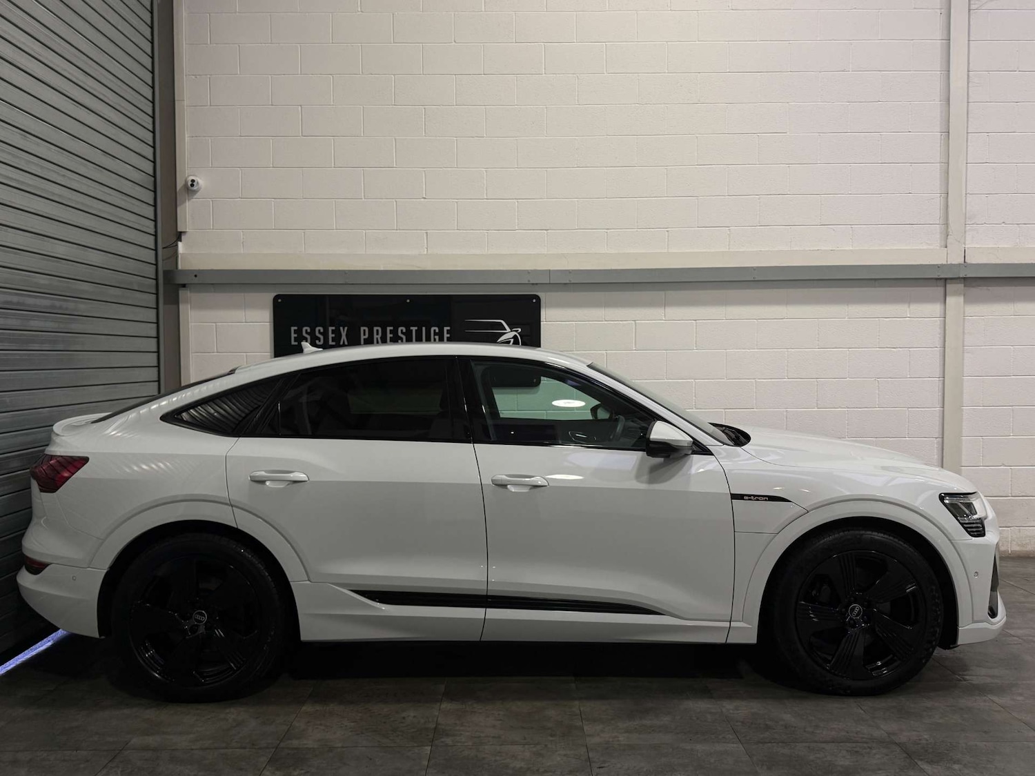 Used Audi e-tron 2021 for sale - 77152852: Photo 4