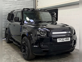 Used Land Rover Defender 2022 for sale - 77200749: Photo