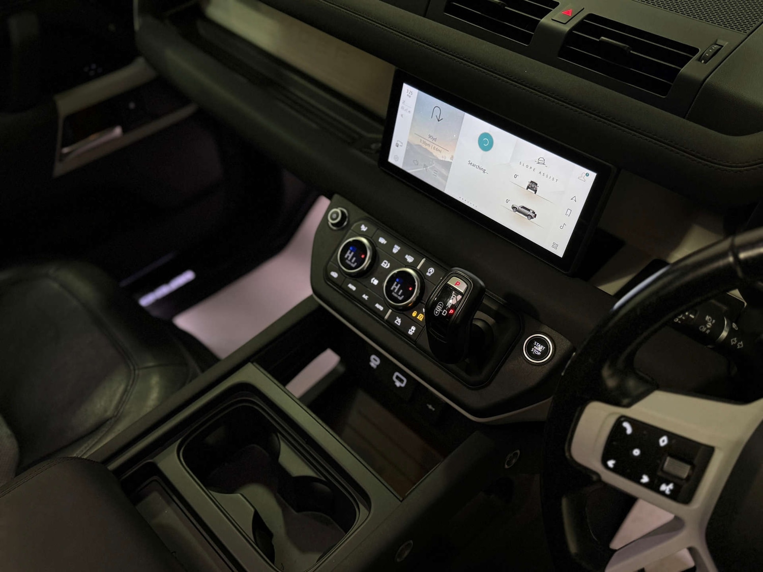 Used Land Rover Defender 2022 for sale - 77200749: Photo 20