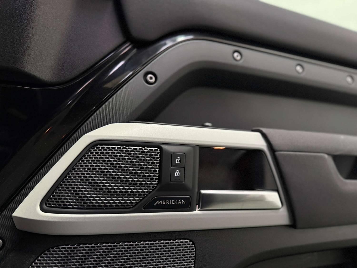 Used Land Rover Defender 2022 for sale - 77200749: Photo 22