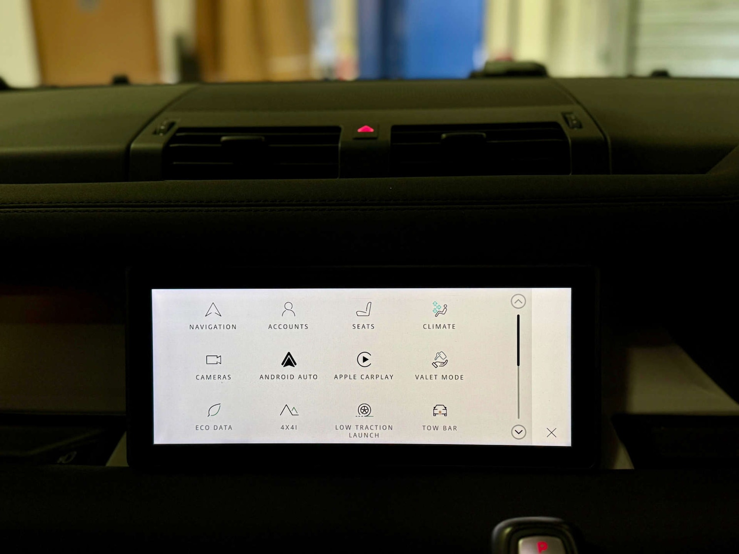 Used Land Rover Defender 2022 for sale - 77200749: Photo 26