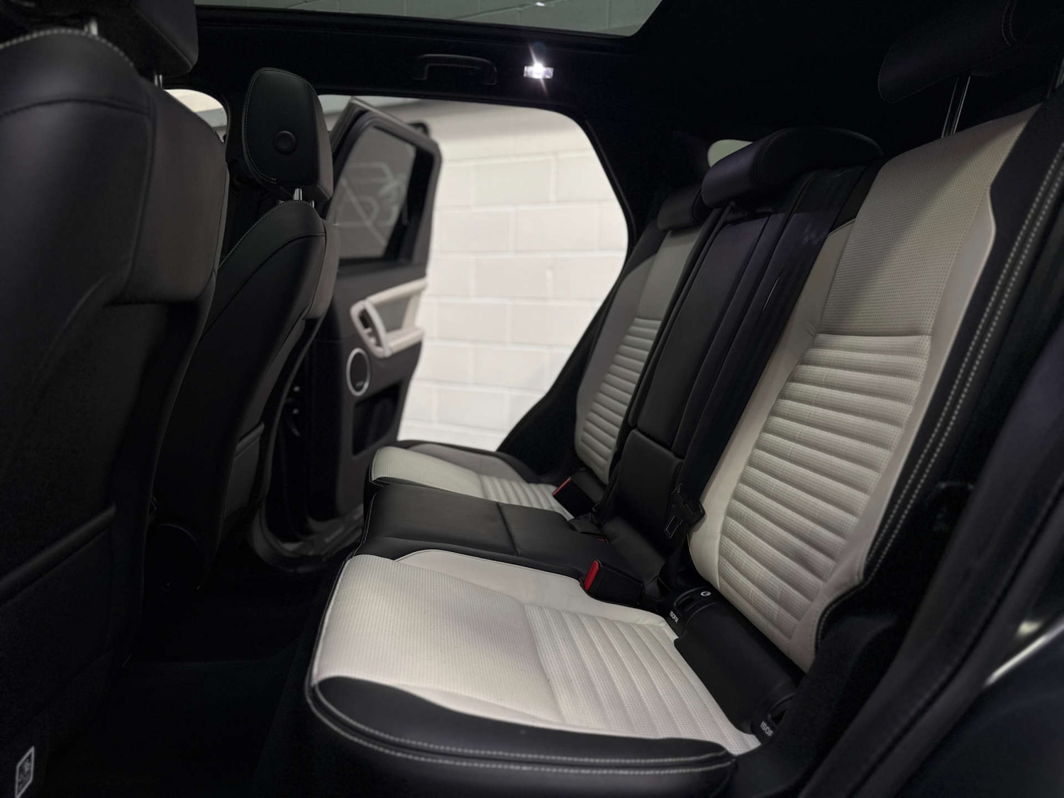 Used Land Rover Discovery Sport 2021 for sale - 77609440: Photo 25