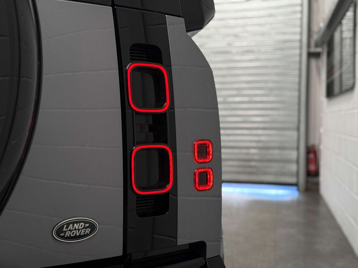 Used Land Rover Defender 2020 for sale - 77976974: Photo 11