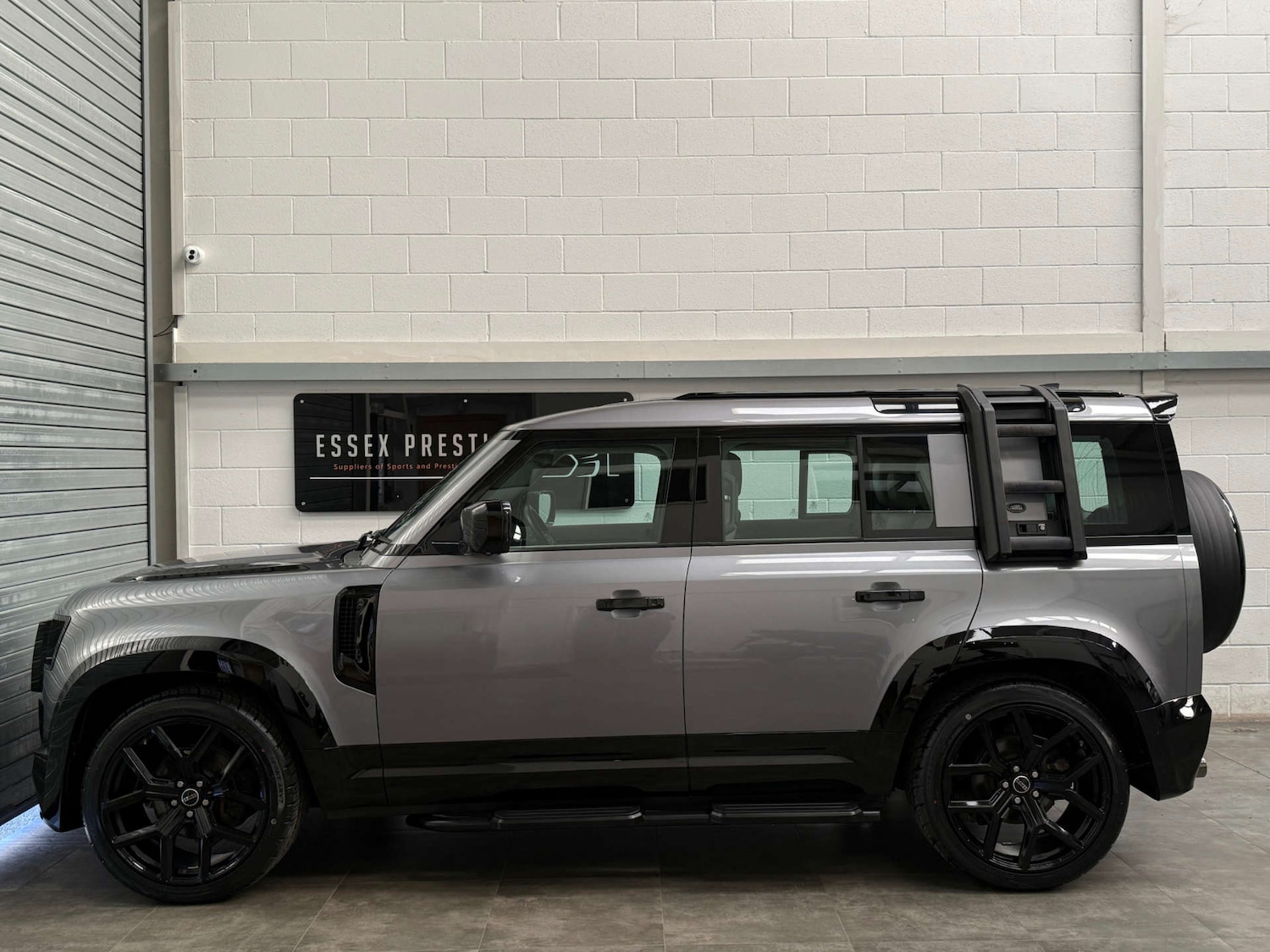 Used Land Rover Defender 2020 for sale - 77976974: Photo 3