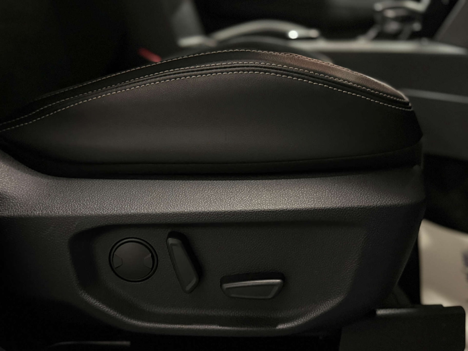 Used Volkswagen Amarok 2023 for sale - 77132821: Photo 23