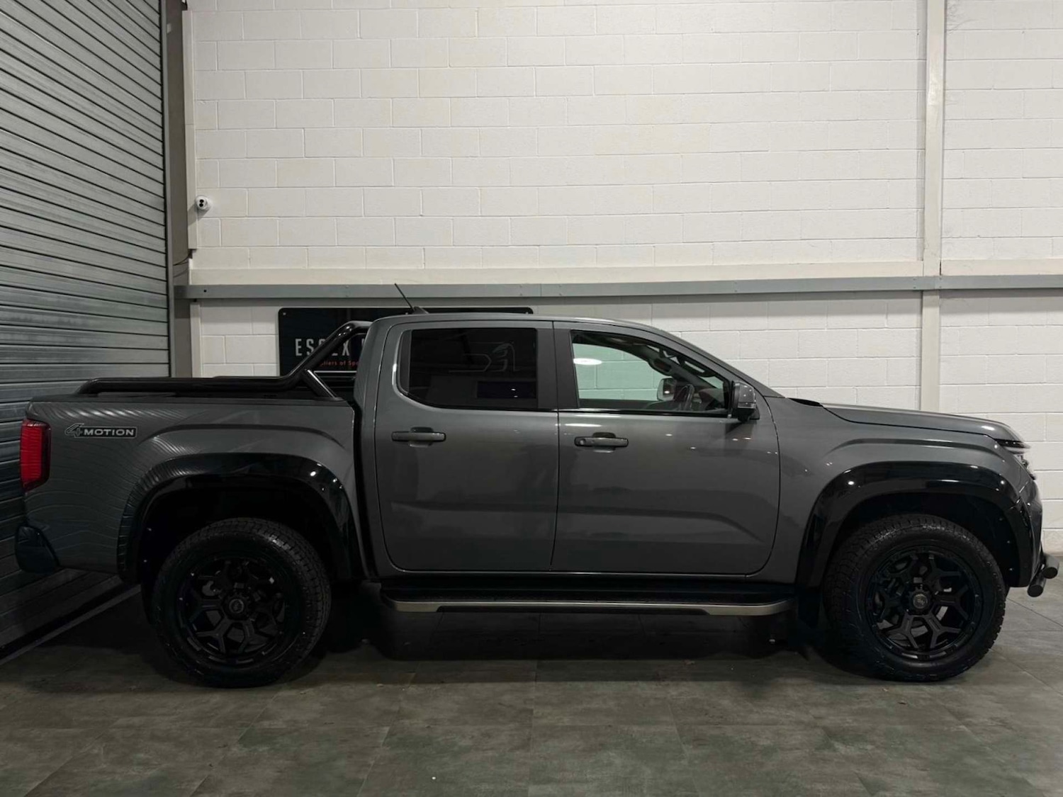 Used Volkswagen Amarok 2023 for sale - 77132821: Photo 4