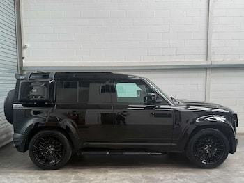 Used Land Rover Defender 2019 for sale - 79498440: Photo